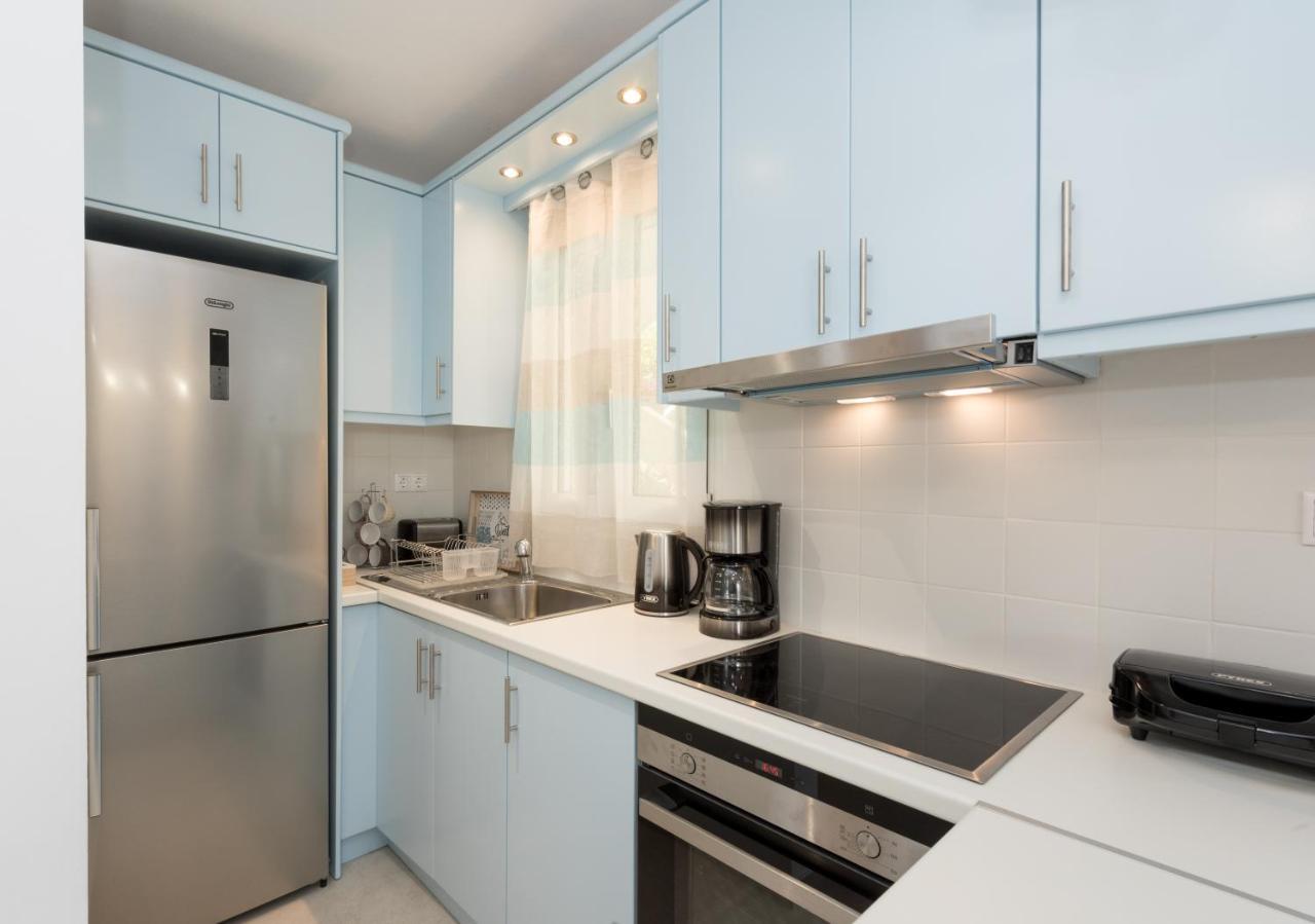 Waves Apartments Melody Glyfada Εξωτερικό φωτογραφία